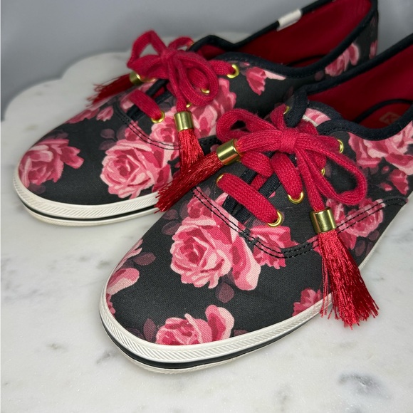 Women's Kate Spade New York Keds Floral Red Black Tassel Lace Up Sneakers Size 6 - Picture 2 of 9